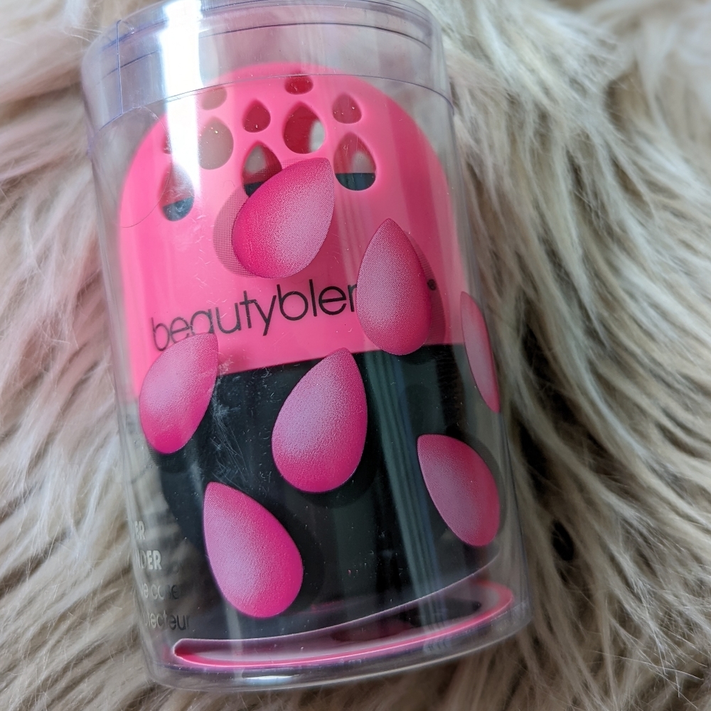 Beauty blender case